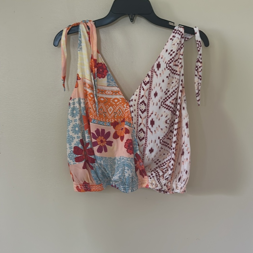 Free People top - Picture 2 of 3